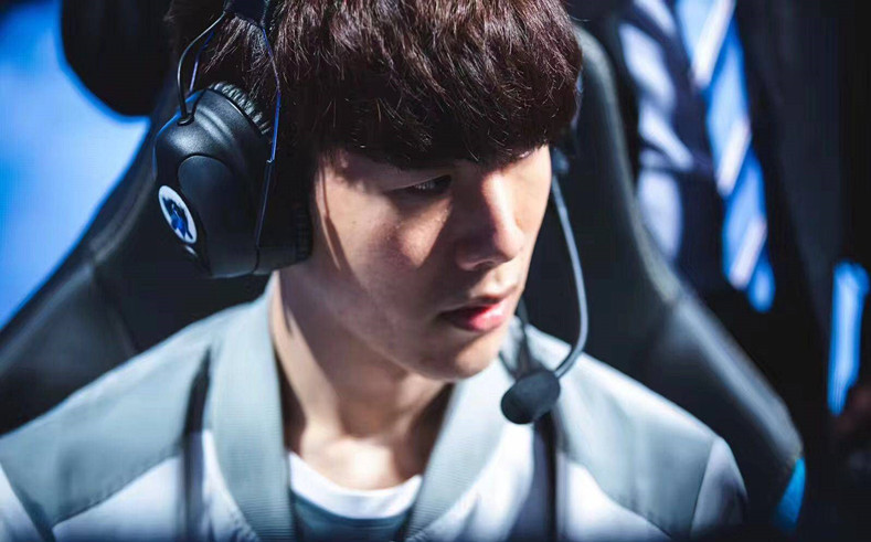 CS2发现了传送和无碰撞的漏洞