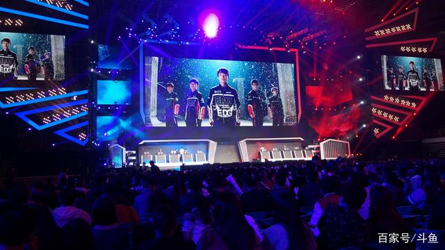 HLE官方公告：教练组和队员四人确诊新冠